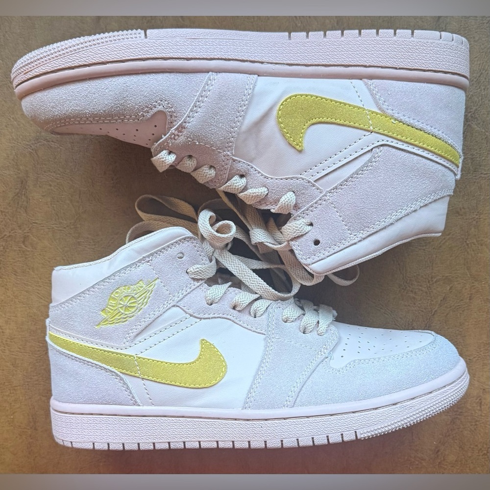 Nike Air Jordan 1 Mid SE GS Coral Stardust 5Y Women’s 6.5 Pink Gold